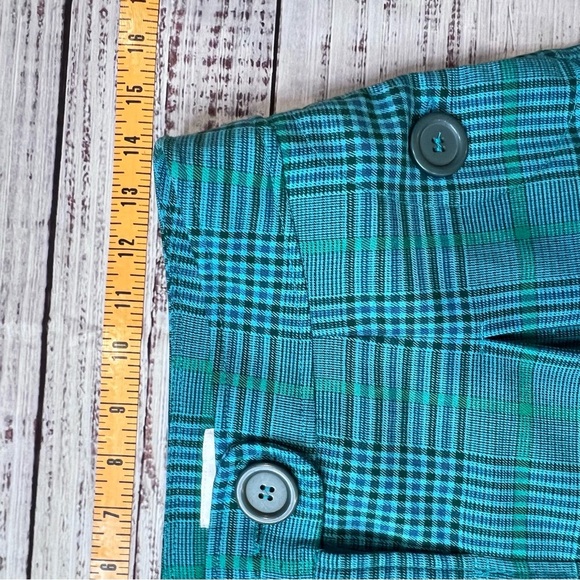 Plaid School Girl Skirt - Picture 7 of 7